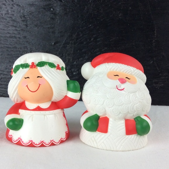 Hallmark Other - 1980s Christmas Mr. & Mrs Claus S&P Shakers.